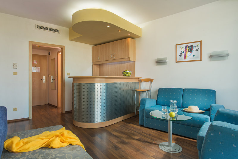 Effect Grand Victoria Hotel 6