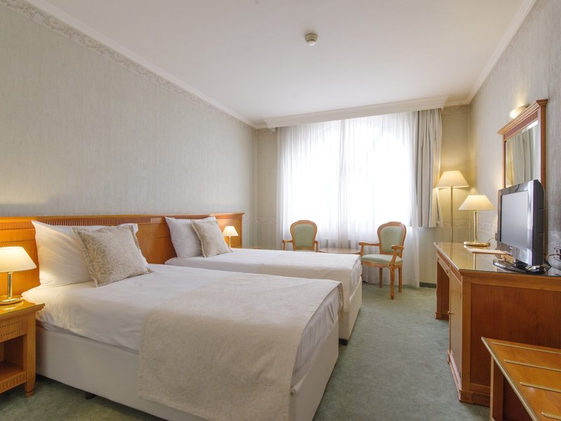 Downtown Boutique Hotel 34