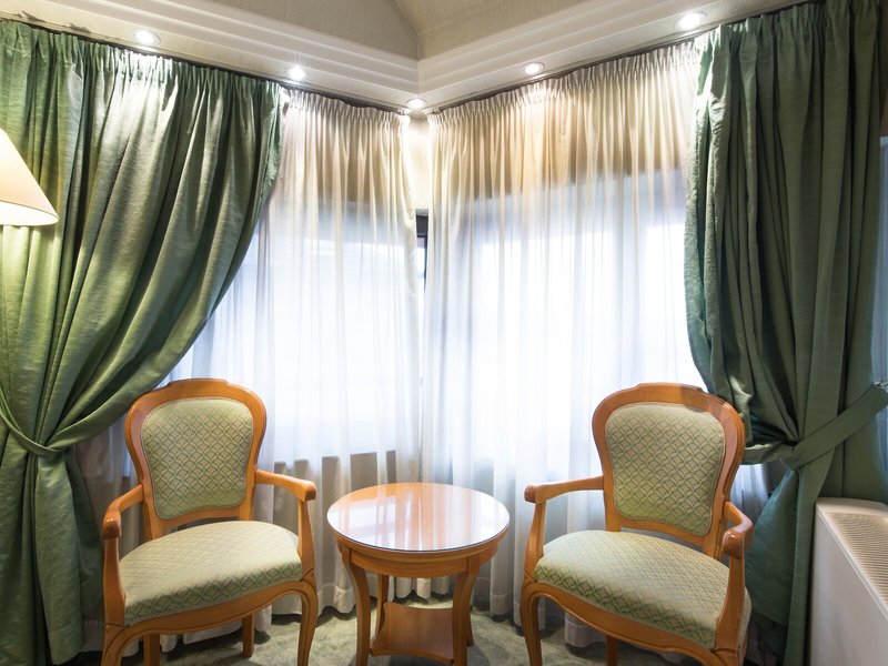 Downtown Boutique Hotel 38