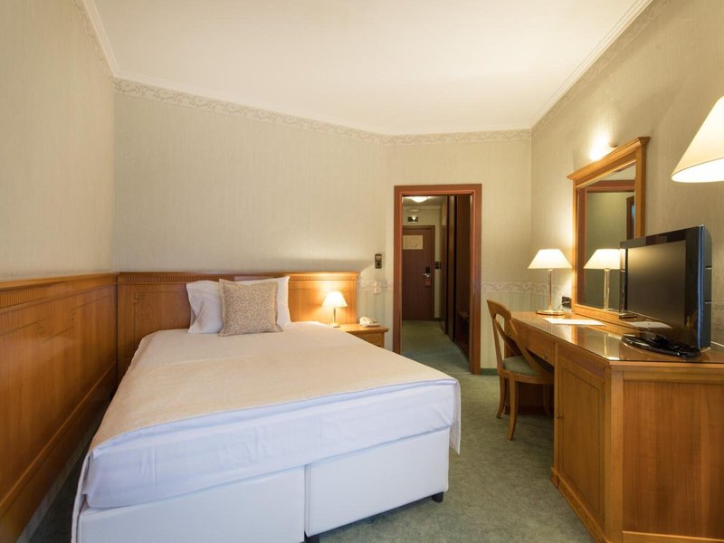 Downtown Boutique Hotel 40