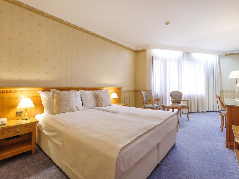 Downtown Boutique Hotel 42