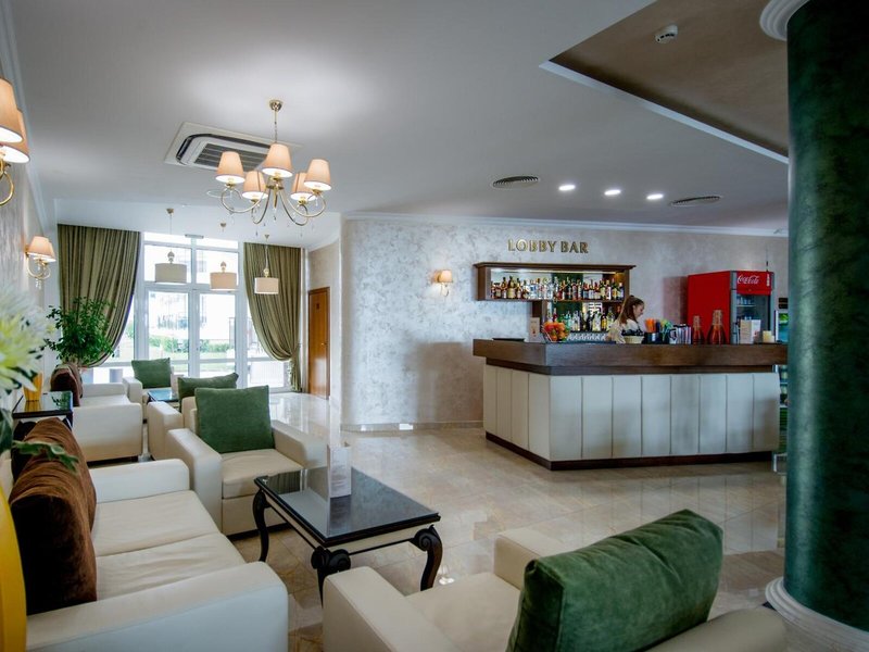 Miramar Hotel 30