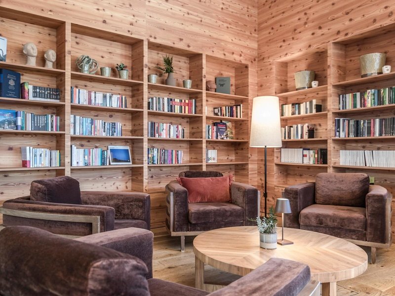 Nidum Casual Luxury Hotel 37