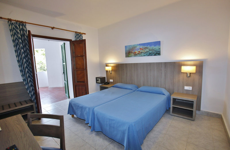 Hotel Ses Savines 11