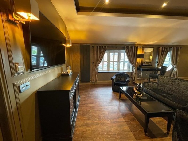 Eccleston Arms 6