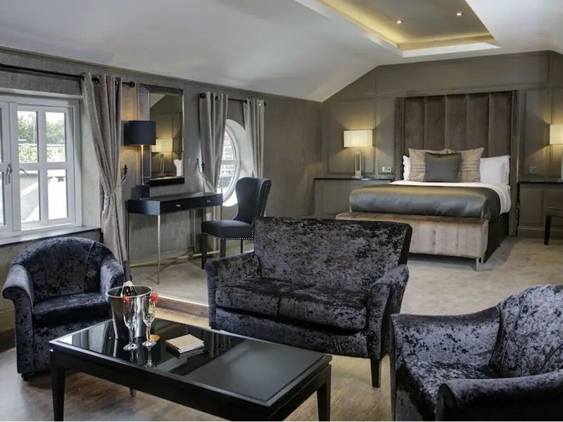 Eccleston Arms 19