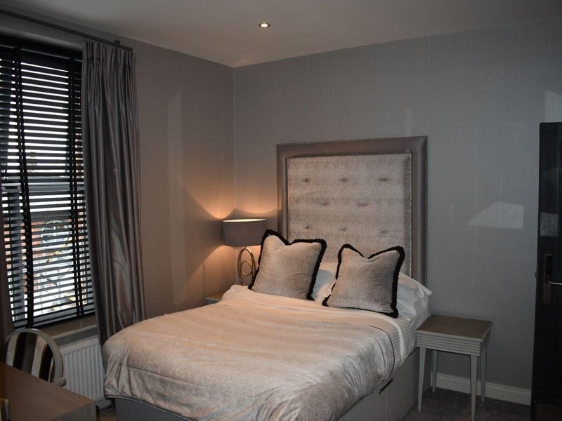 Eccleston Arms 22
