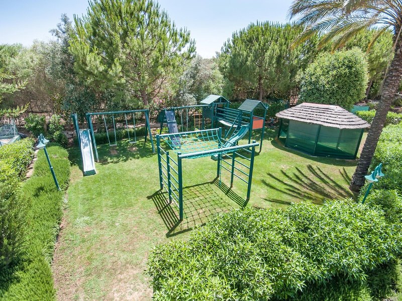 Jardim Da Meia Praia 24