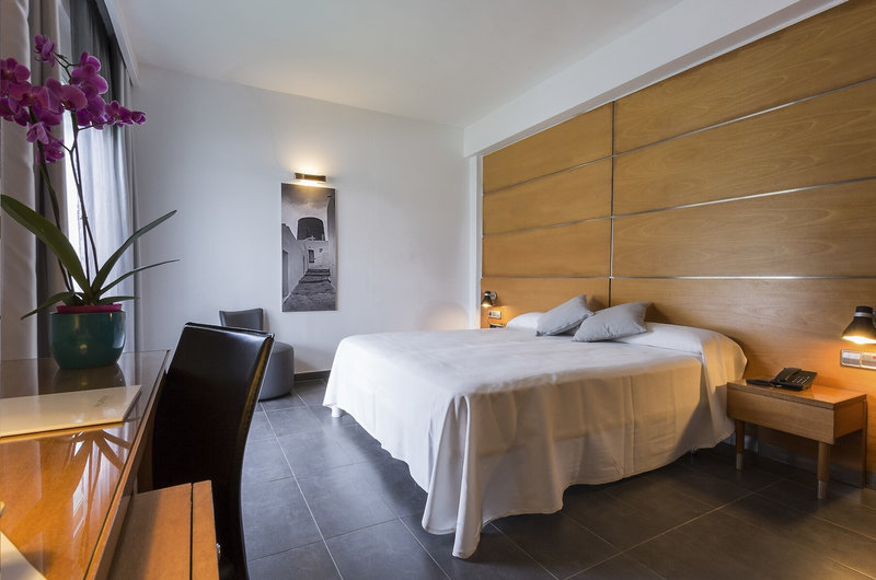 Palladium Hotel Cala Llonga 8