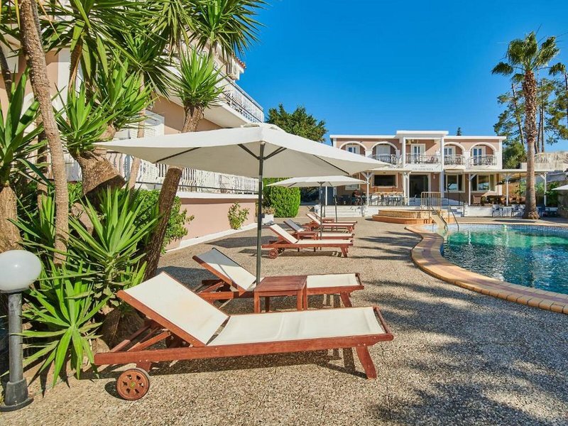 Megara Hotel 3