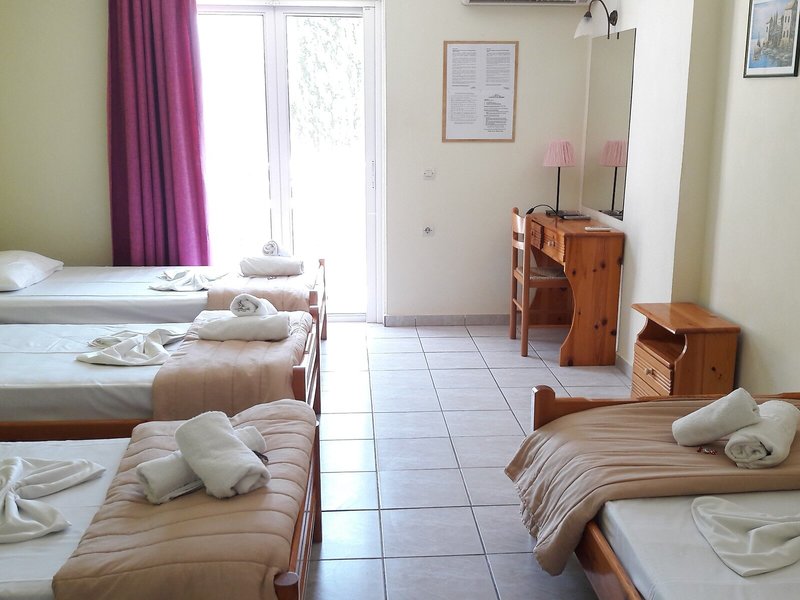 Megara Hotel 10