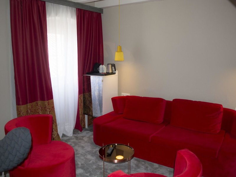 XII Century Heritage Hotel 21