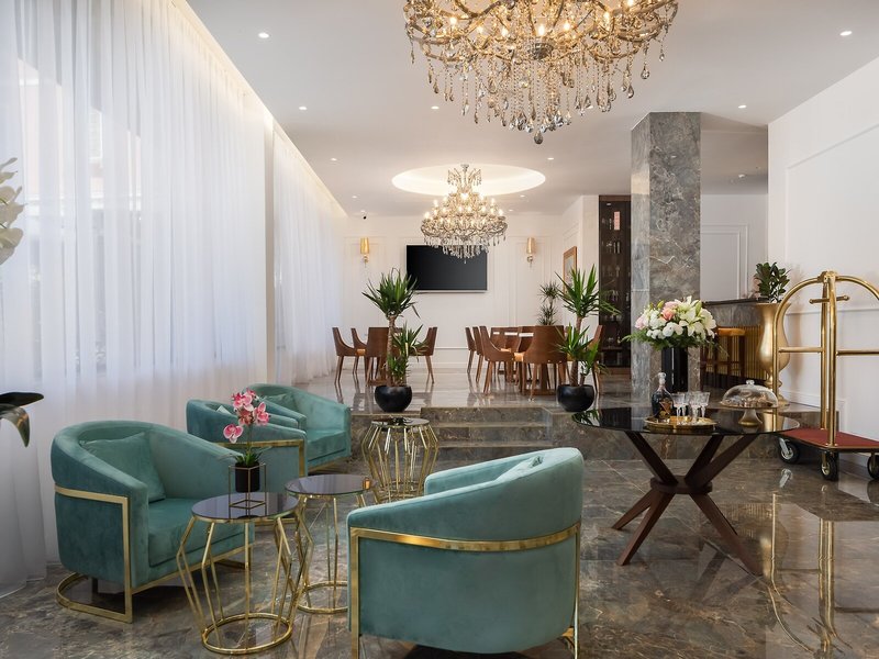 Hotel Corner 10