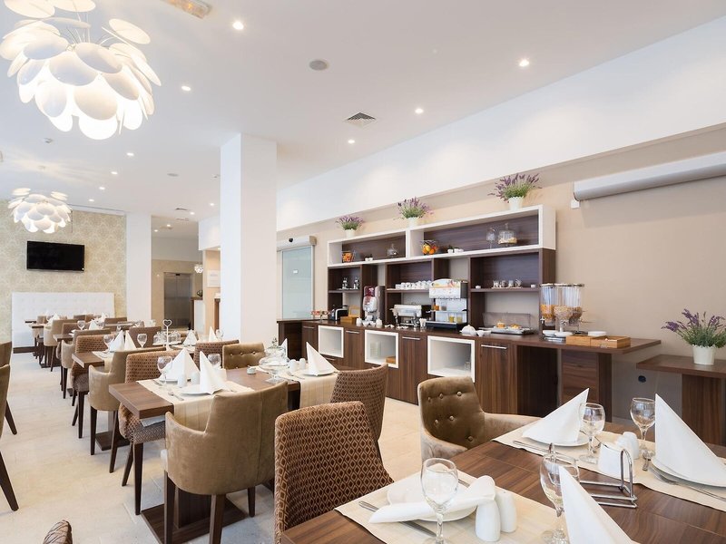 Hotel Corner 24