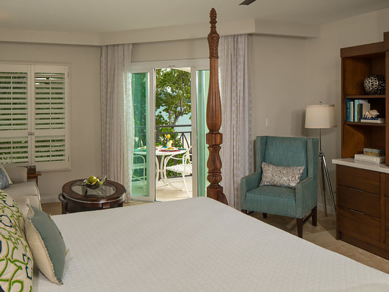 Sandals South Coast 18