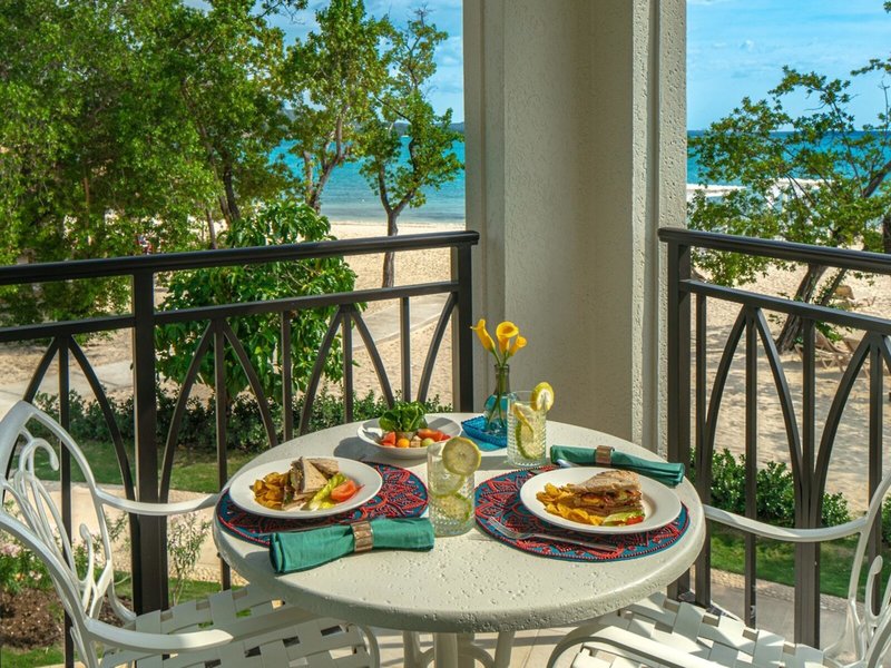 Sandals South Coast 21