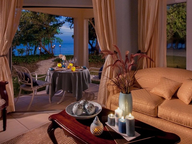 Sandals South Coast 22