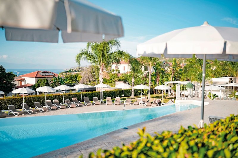 COOEE Michelizia Tropea Resort 4