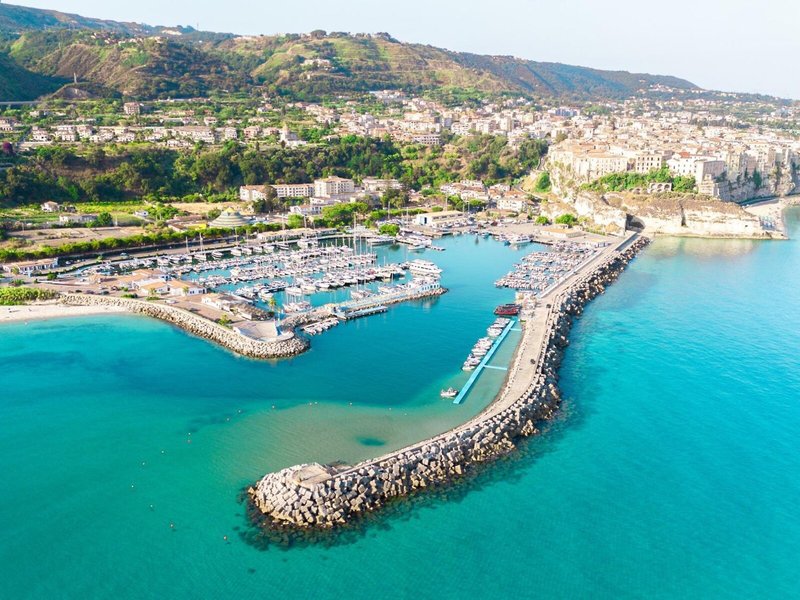 COOEE Michelizia Tropea Resort 8