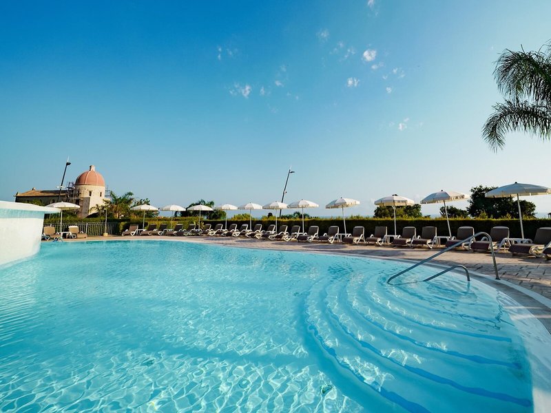 COOEE Michelizia Tropea Resort 14