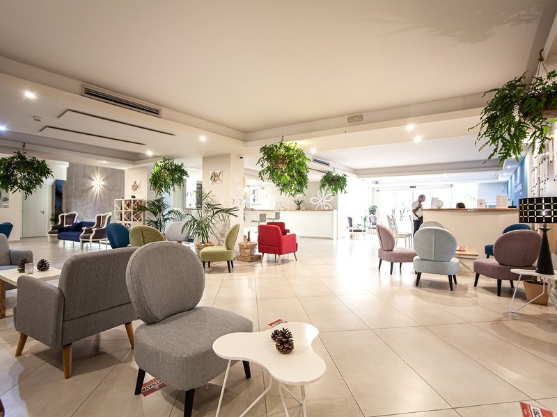 COOEE Michelizia Tropea Resort 20