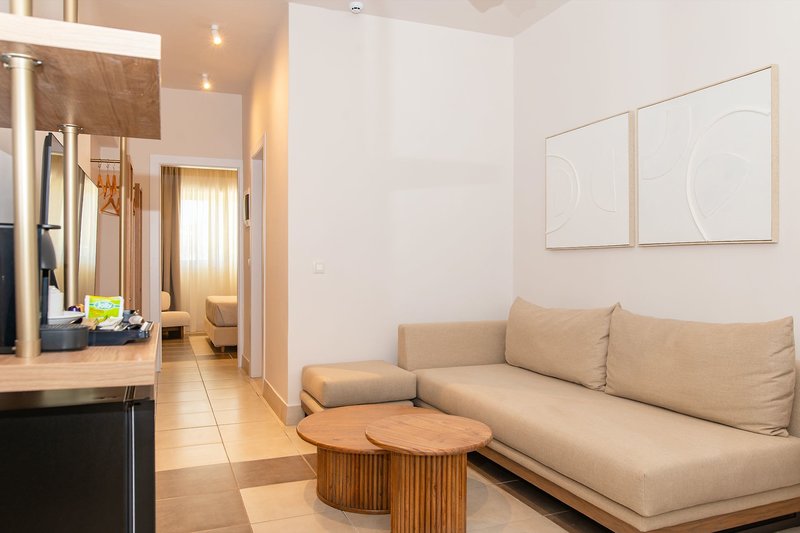 TUI SUNEO Achilleas 29 - Room Example