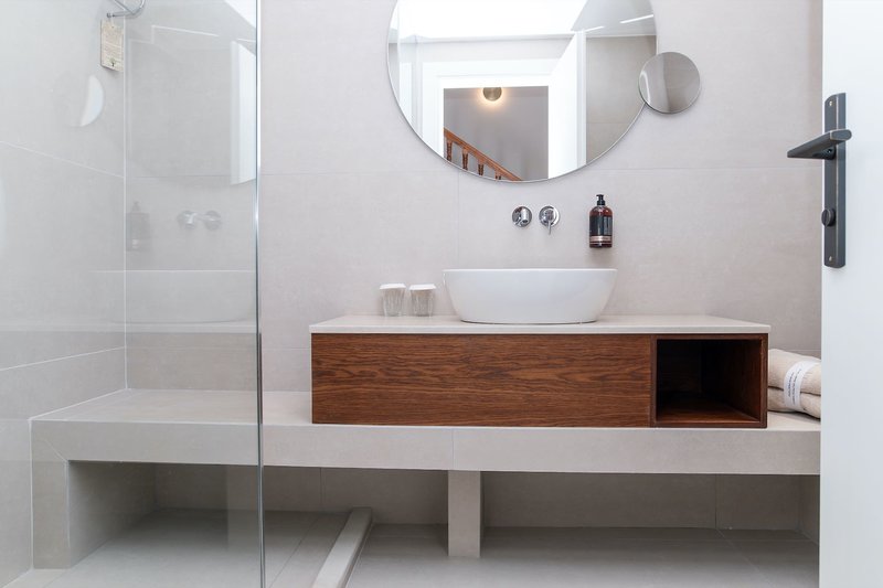 TUI SUNEO Achilleas 33 - Bathroom Example