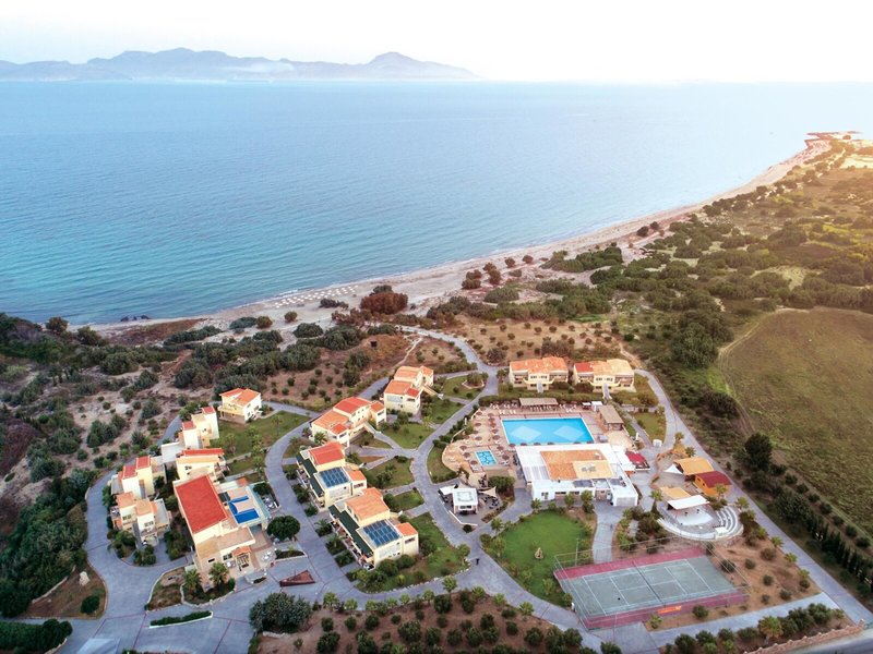 SuneoClub Achilleas Beach 1