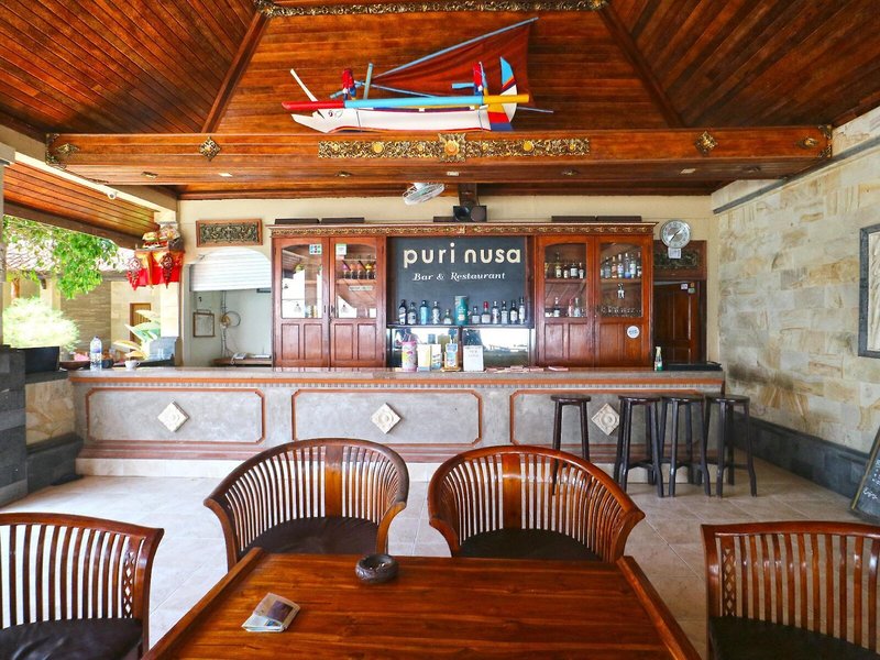 Puri Nusa Beach Hotel 18