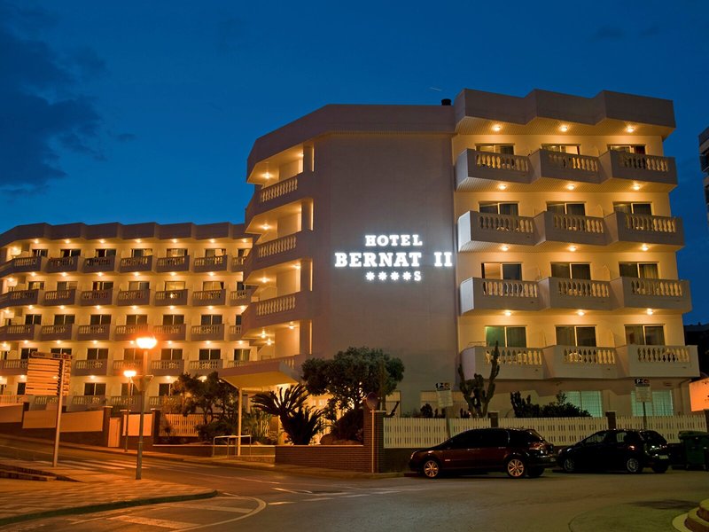 Bernat II 2 - Exterior