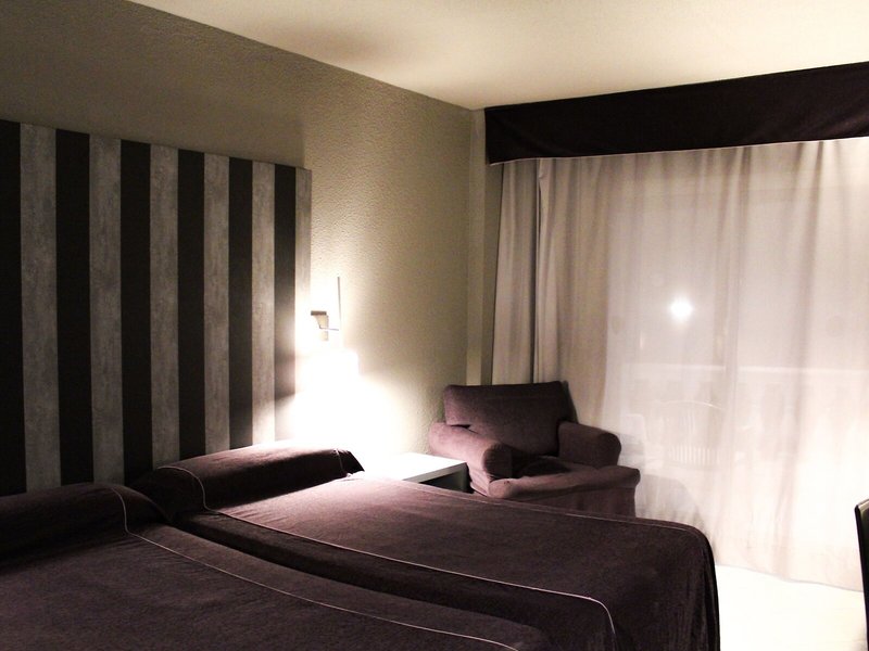 Bernat II 48 - Room Example