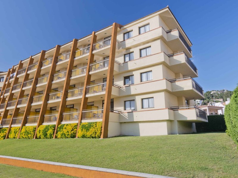 Aparthotel GHT Tossa Park 1