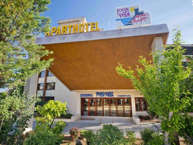 Aparthotel GHT Tossa Park 4