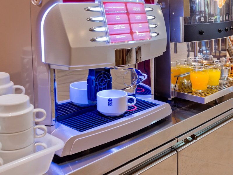 Aparthotel GHT Tossa Park 24