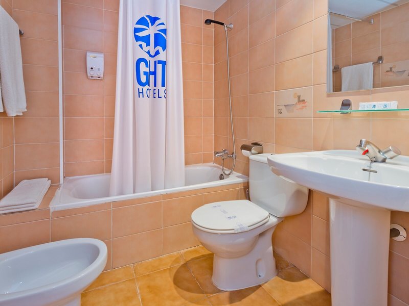 Aparthotel GHT Tossa Park 41
