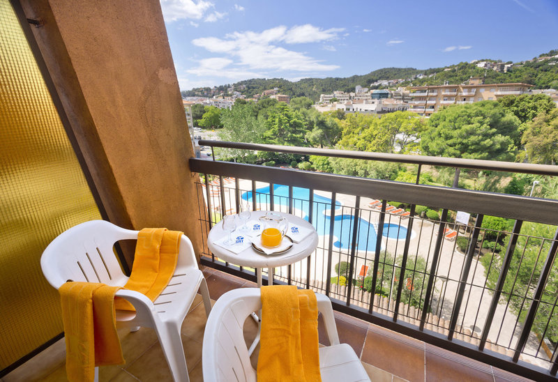Apart-hotel GHT Tossa Park 17
