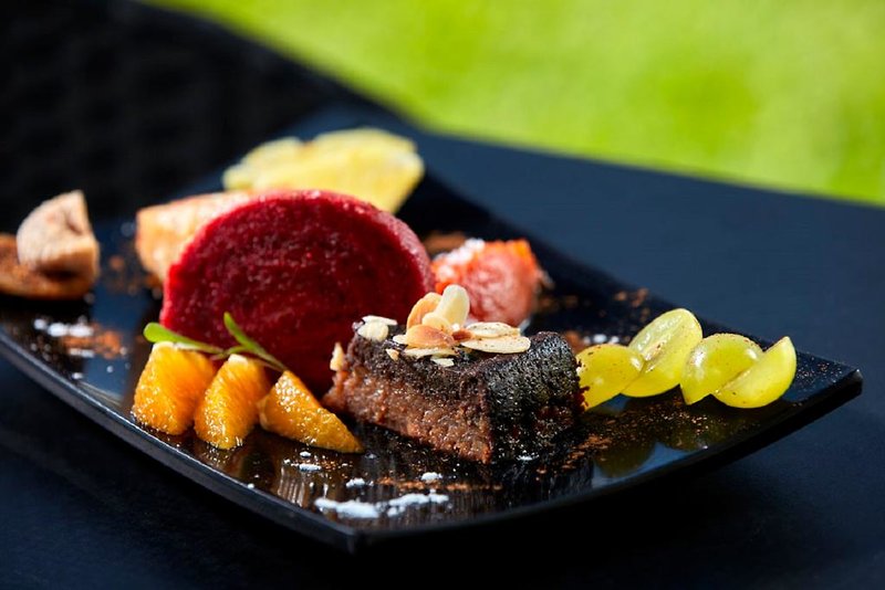 Santa Eulália Suite Hotel & SPA 1