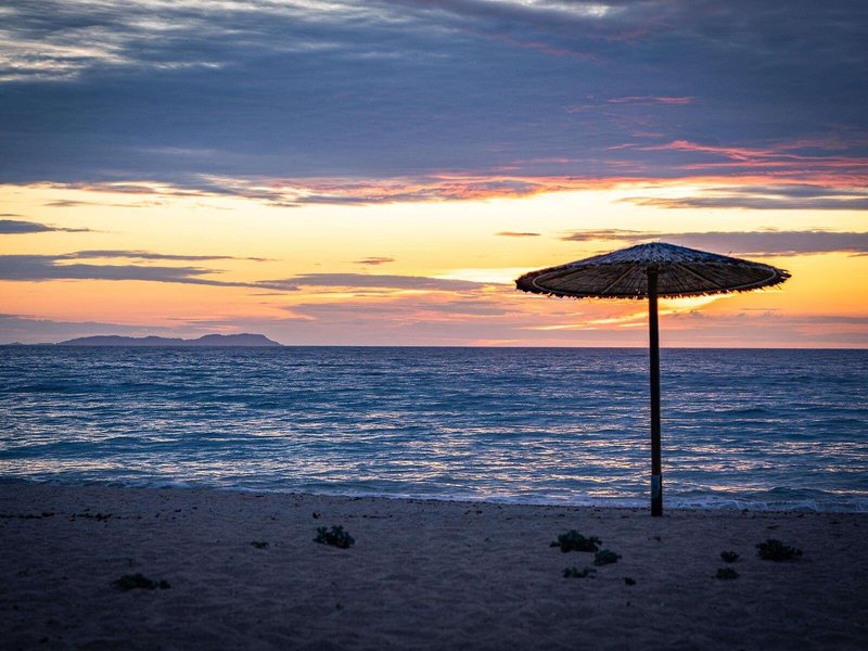 Almyros Beach Resort 5