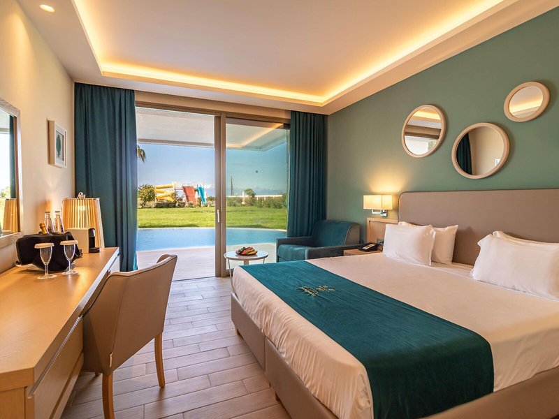 Almyros Beach Resort 41