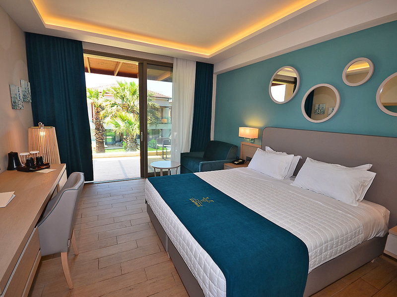 Almyros Beach Resort 4