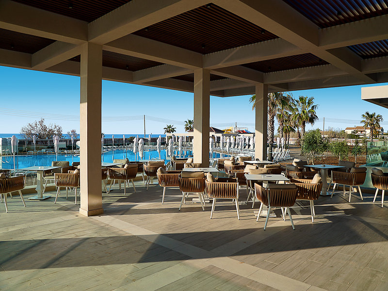 Almyros Beach Resort 10