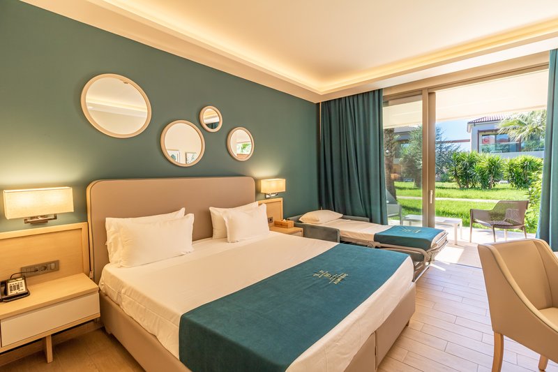 Almyros Beach Resort 36