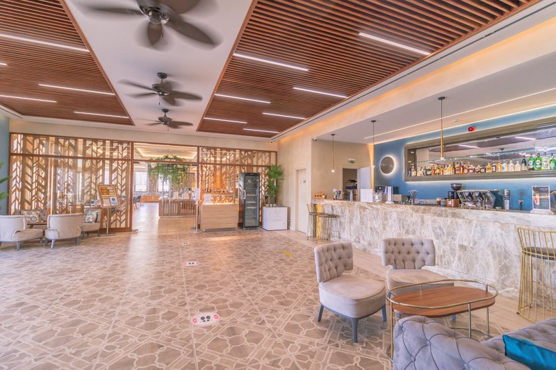 Almyros Beach Resort 42