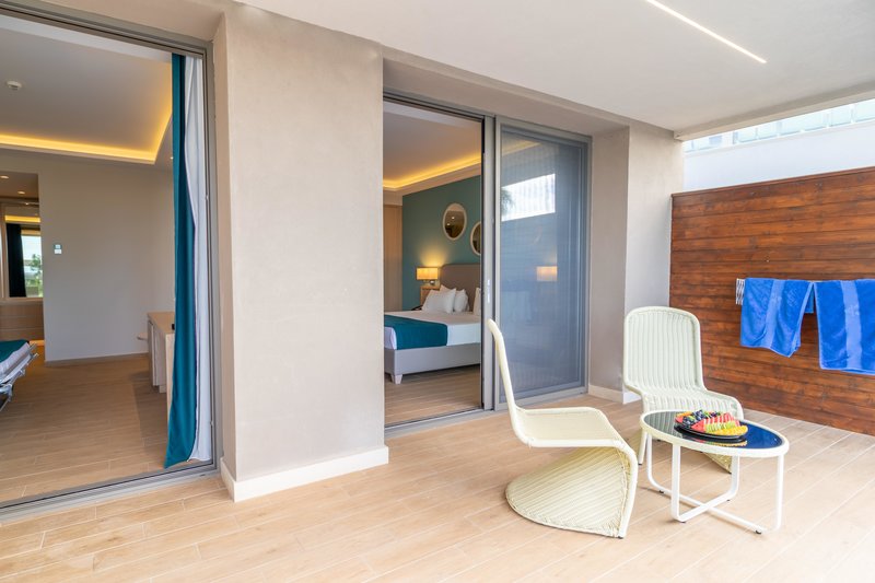 Almyros Beach Resort 272