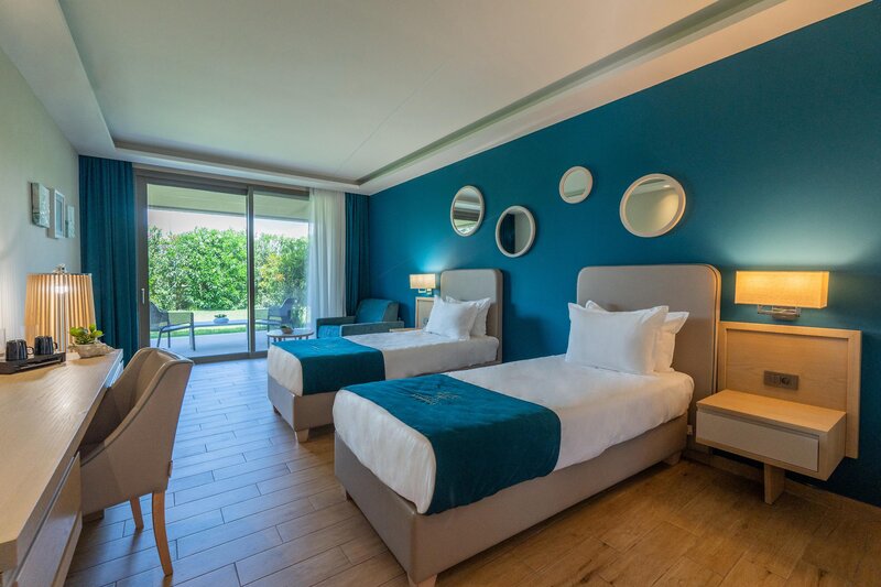 Almyros Beach Resort 325