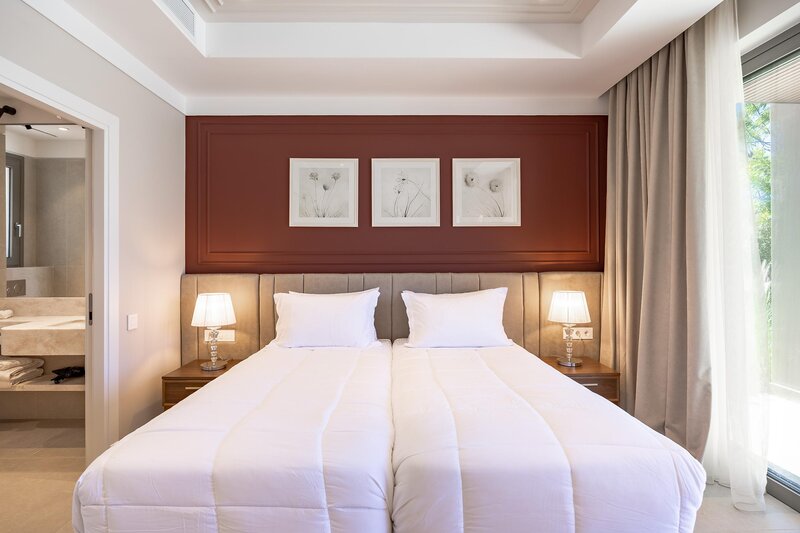 Almyros Beach Resort 370