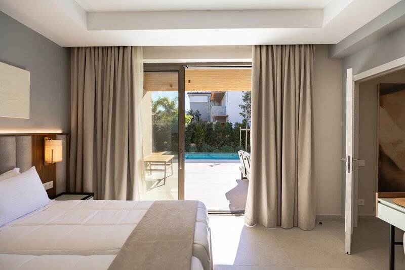 Almyros Beach Resort 399