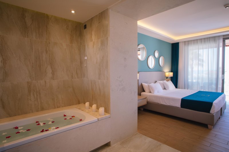 Almyros Beach Resort 413