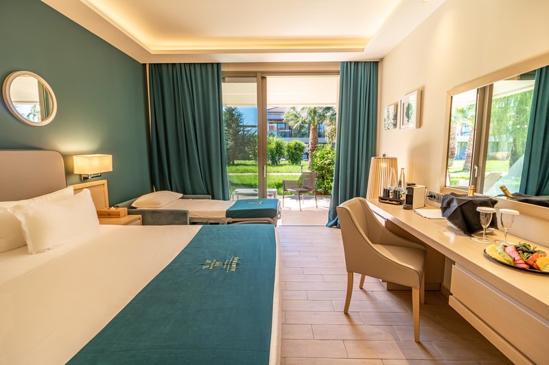 Almyros Beach Resort 37