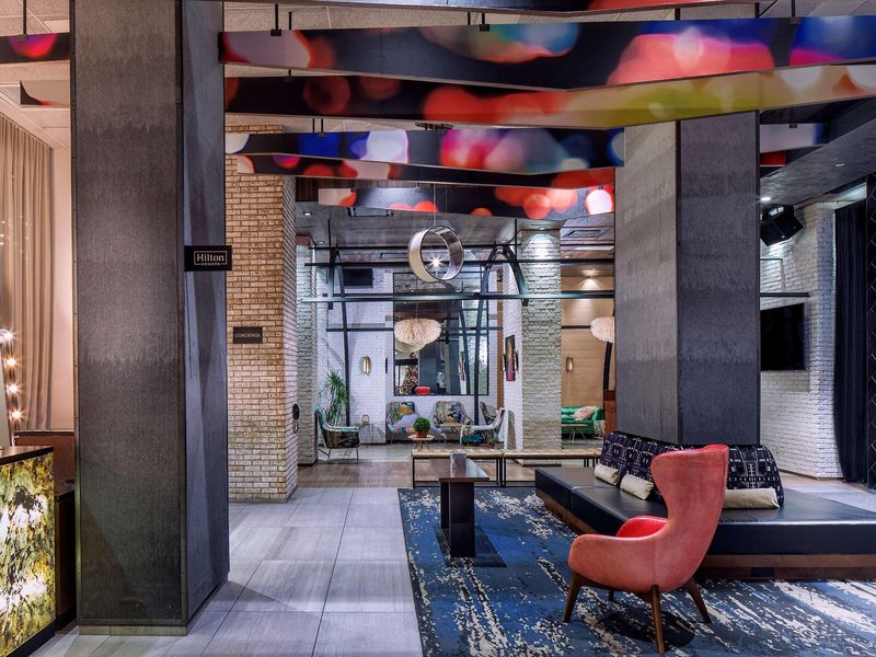 DoubleTree by Hilton Hotel New York - Times Square West 5